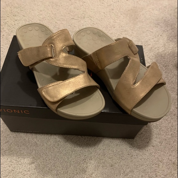 vionic kyla sandal